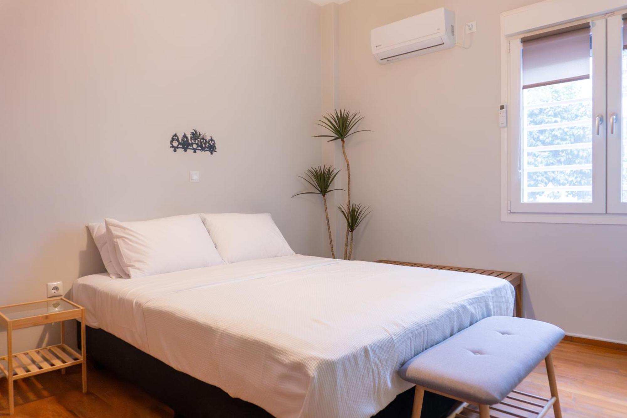 50 Steps Metro Kato Patisia Renovated Athens Apt Экстерьер фото