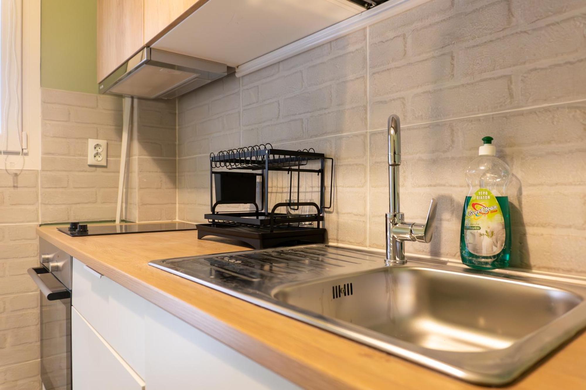 50 Steps Metro Kato Patisia Renovated Athens Apt Экстерьер фото