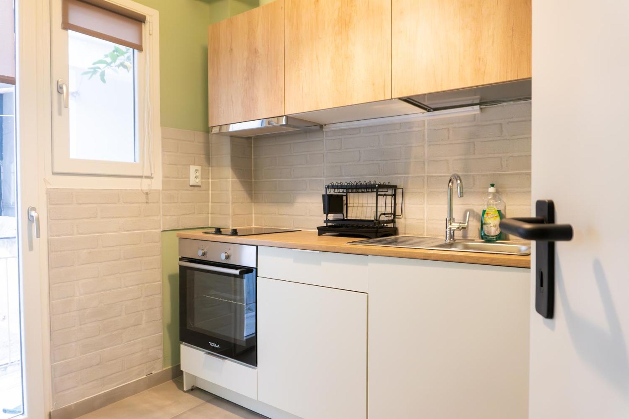 50 Steps Metro Kato Patisia Renovated Athens Apt Экстерьер фото